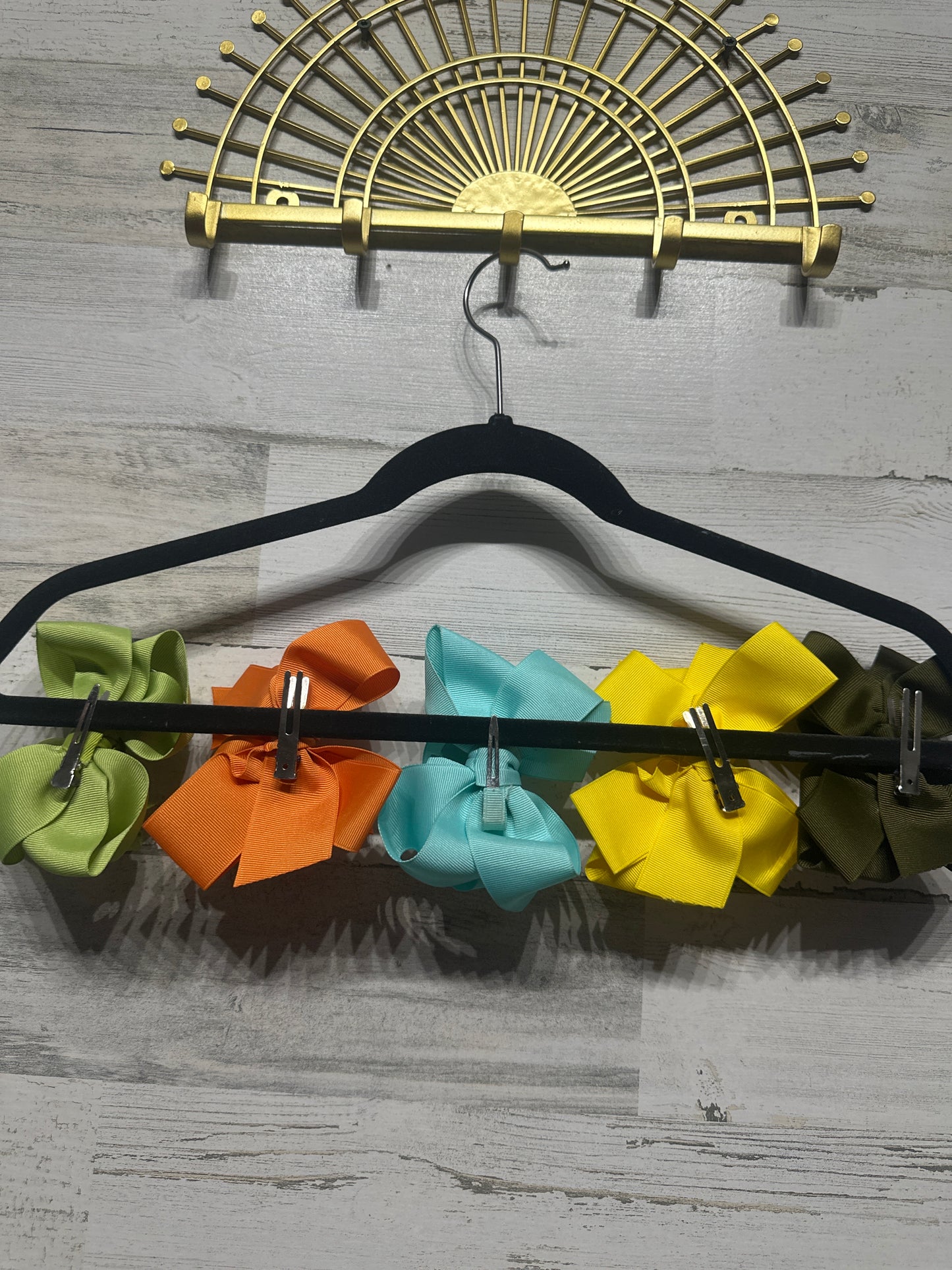 Lot of 5 Medium Sized Hair Bows - Bows on Alligator Clips - Good Used Condition