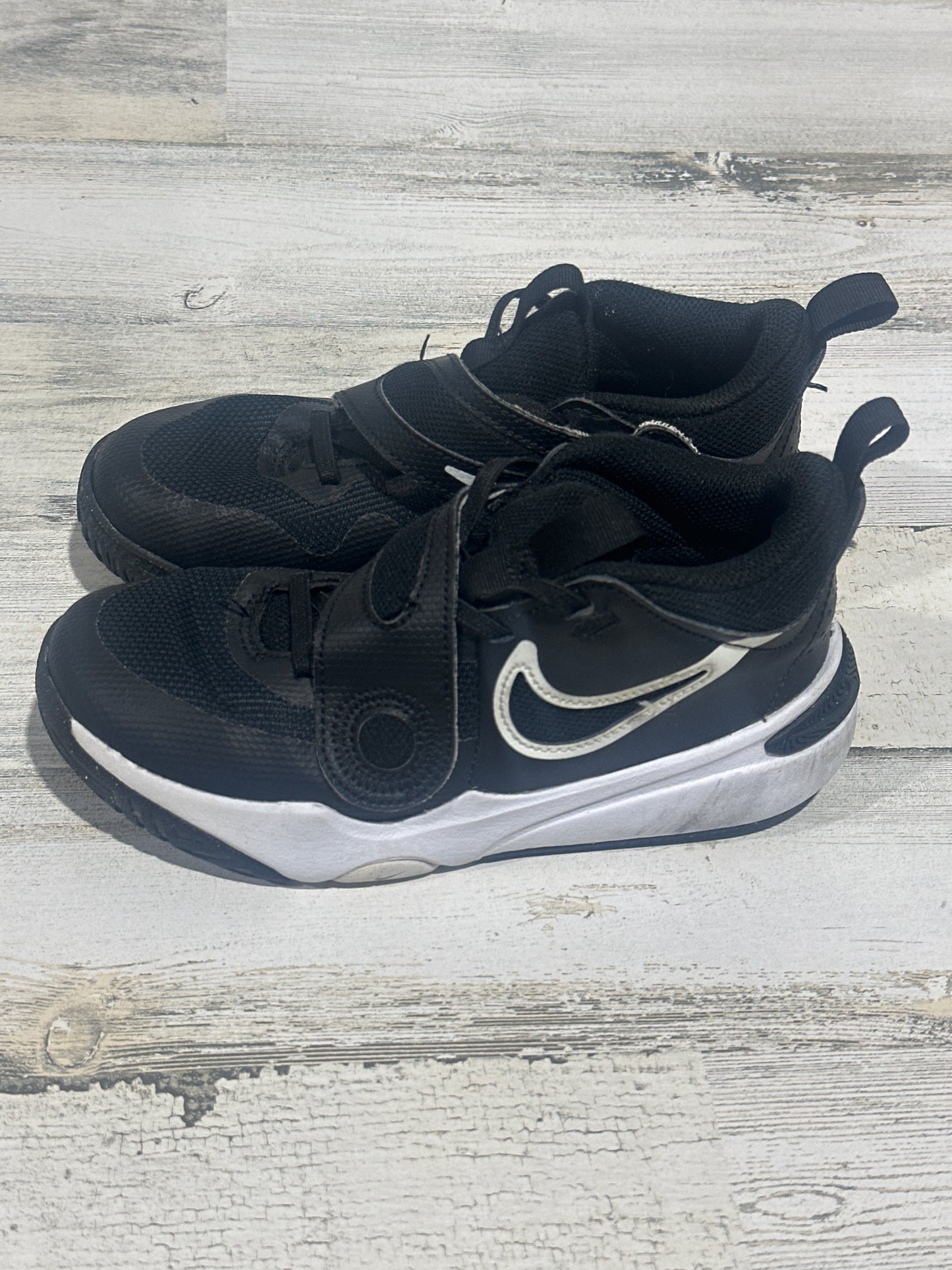 Nike Basketball Shoes - Size Youth 2 - Good Used Condition