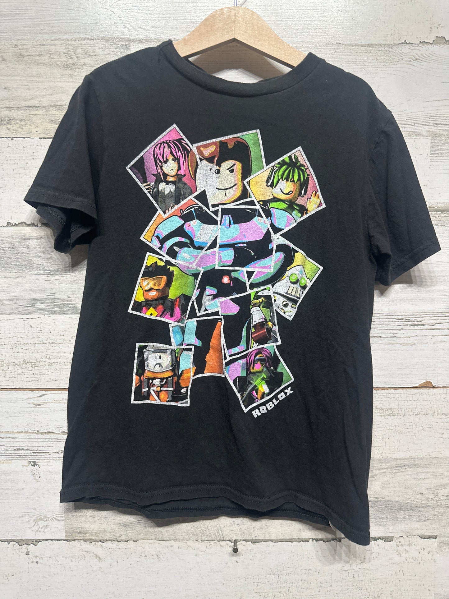 Boys Size Medium Roblox T-Shirt - Good Used Condition*