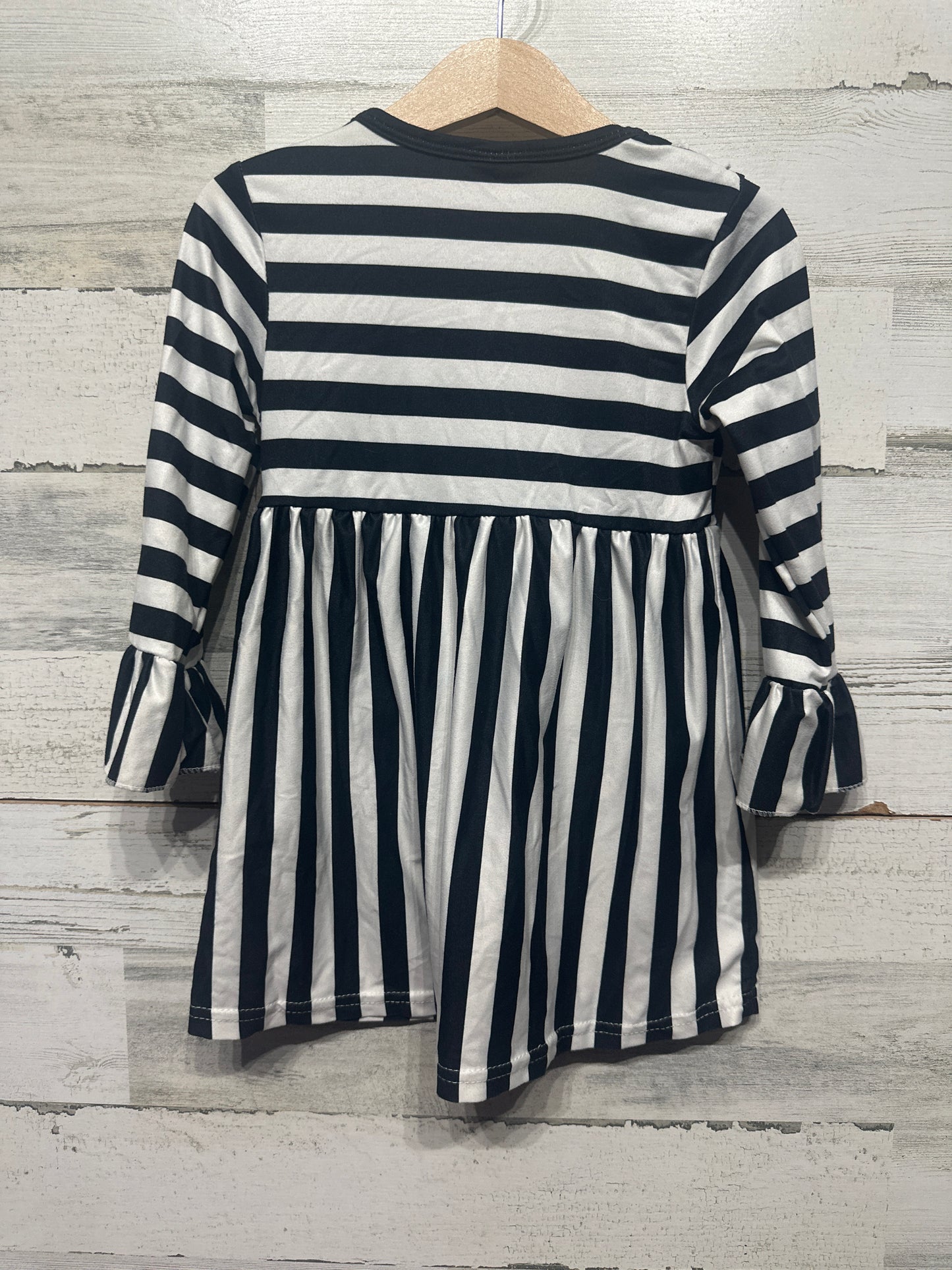 Girls Preowned Size 2t Striped Heart Dress- Good Used Condition