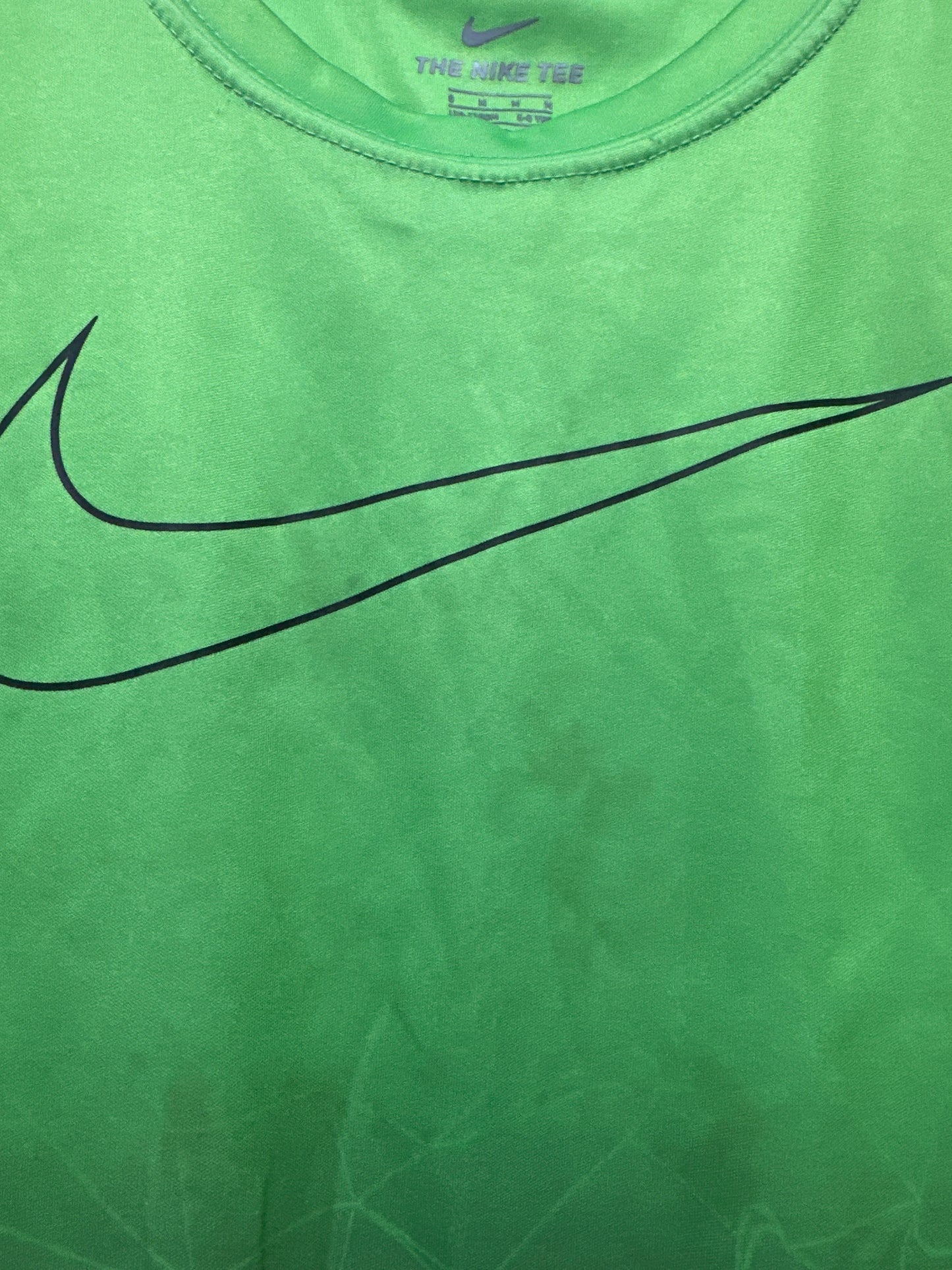 Boys Size 6 Nike Dri-Fit Green Shirt - Play Condition*
