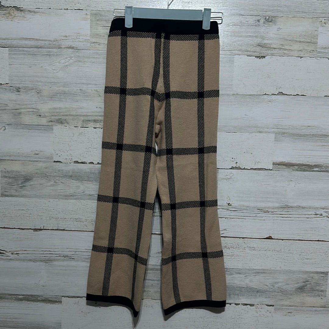 Girls Size 7/8 tan/black plaid pants - good used condition