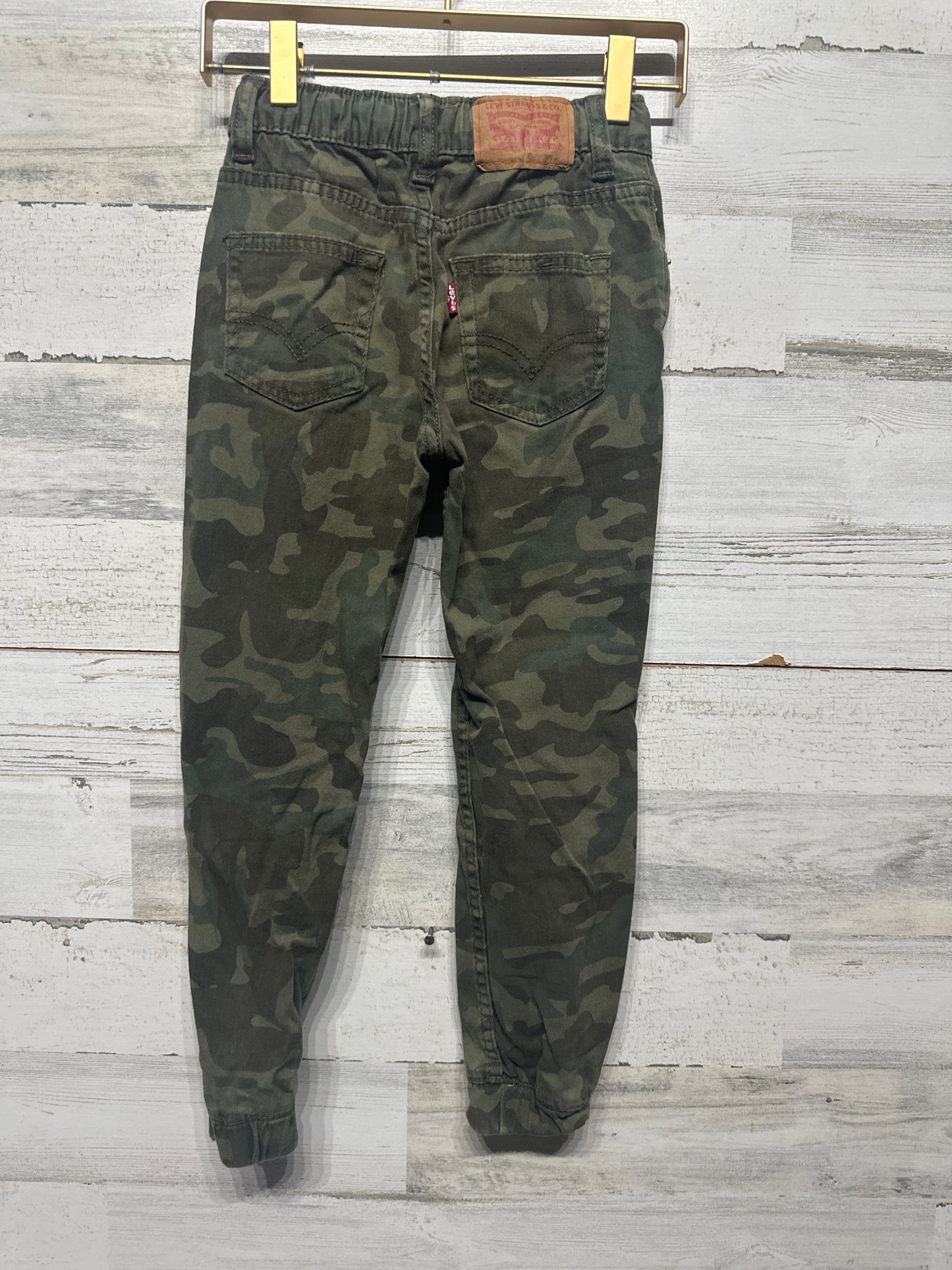 Boys Size 7 Levi's Jogger Camo Pull On Pants - Good Used Condition*