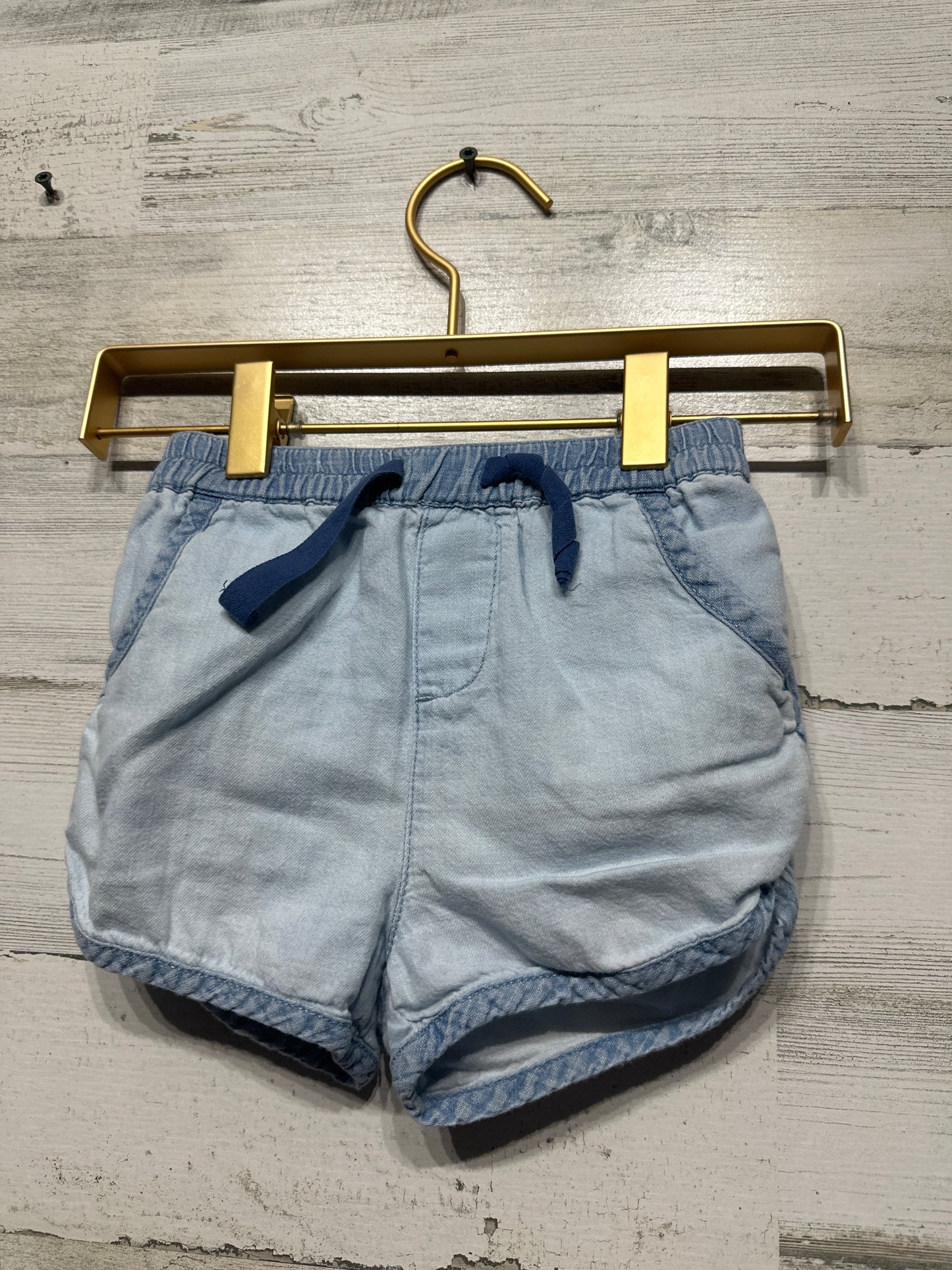 Girls Preowned Size 4 years Gap Denim Shorts - Play Condition**