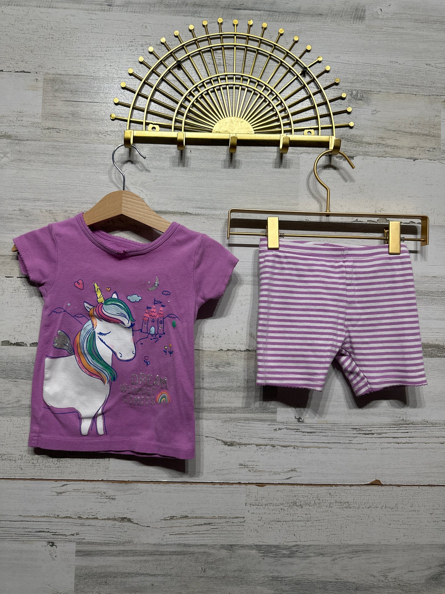 Girls Size 2t Carter’s Unicorn Pajamas - Good Used Condition