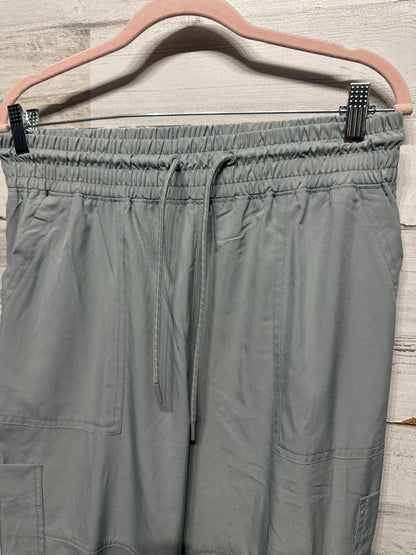 Women's Size Medium Old Navy Stretch Tech Joggers - Sage Green - Very Good Used Condition