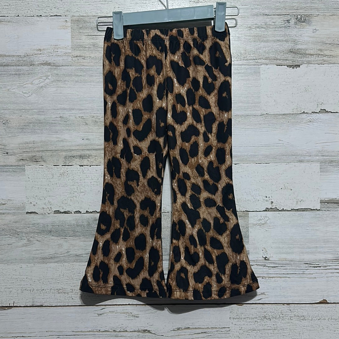 Girls Size 4t Bailey’s Blossoms leopard flare pants - very good used condition