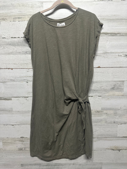 Women's Size Large Velvet By Graham & Spencer for Anthropologie -Olive Green Dress
- Good Used Condition