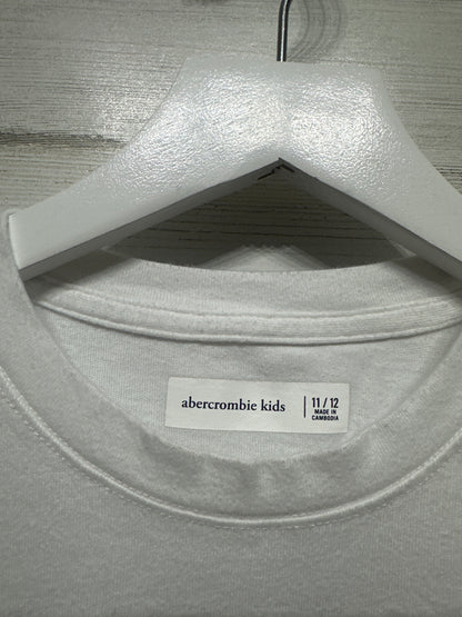 Boys Size 11/12 Abercrombie Kids ELF T-Shirt - Good Used Condition