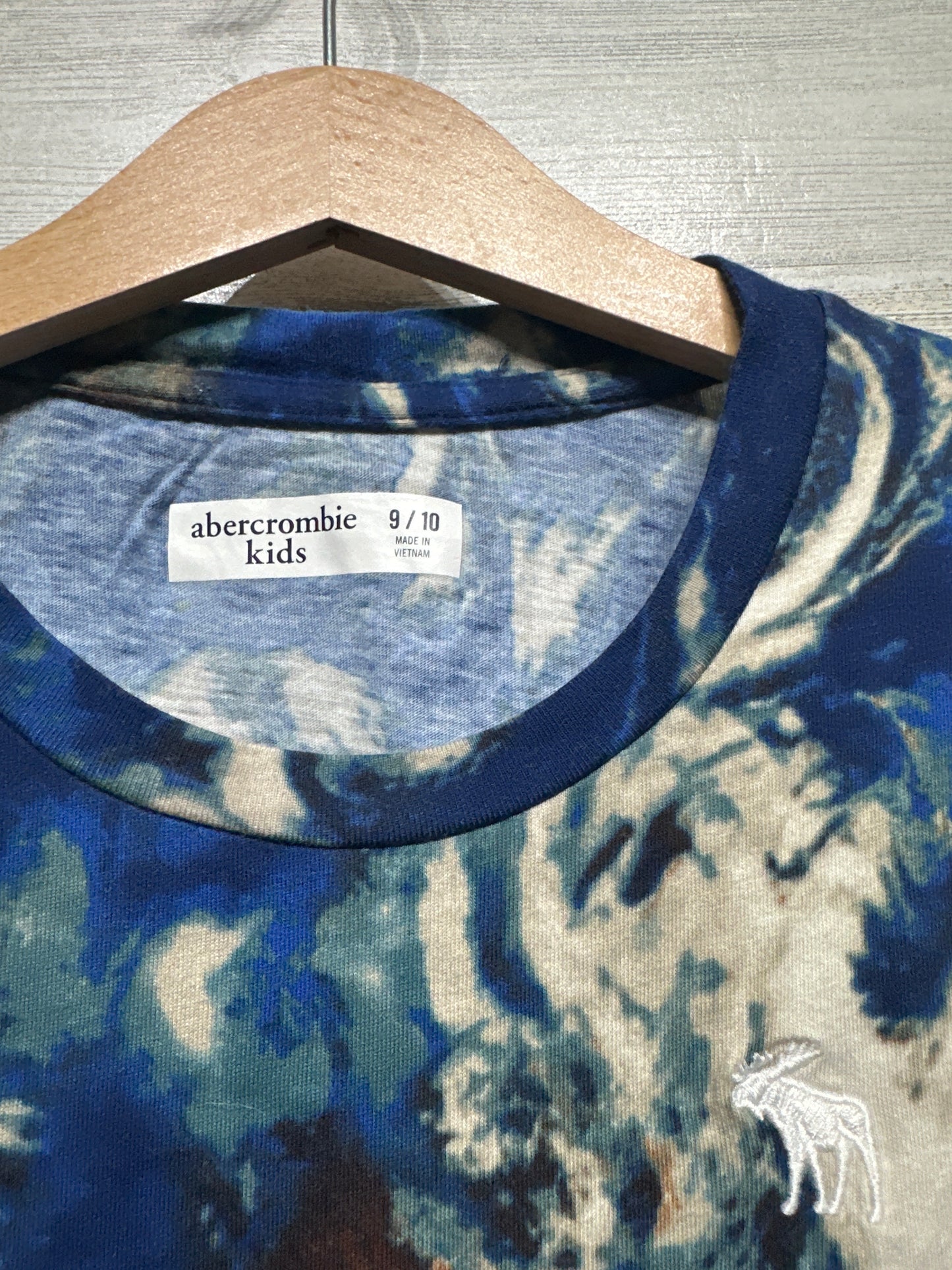 Boys Size 9-10 Abercrombie Kids Shirt - Very Good Used Condition