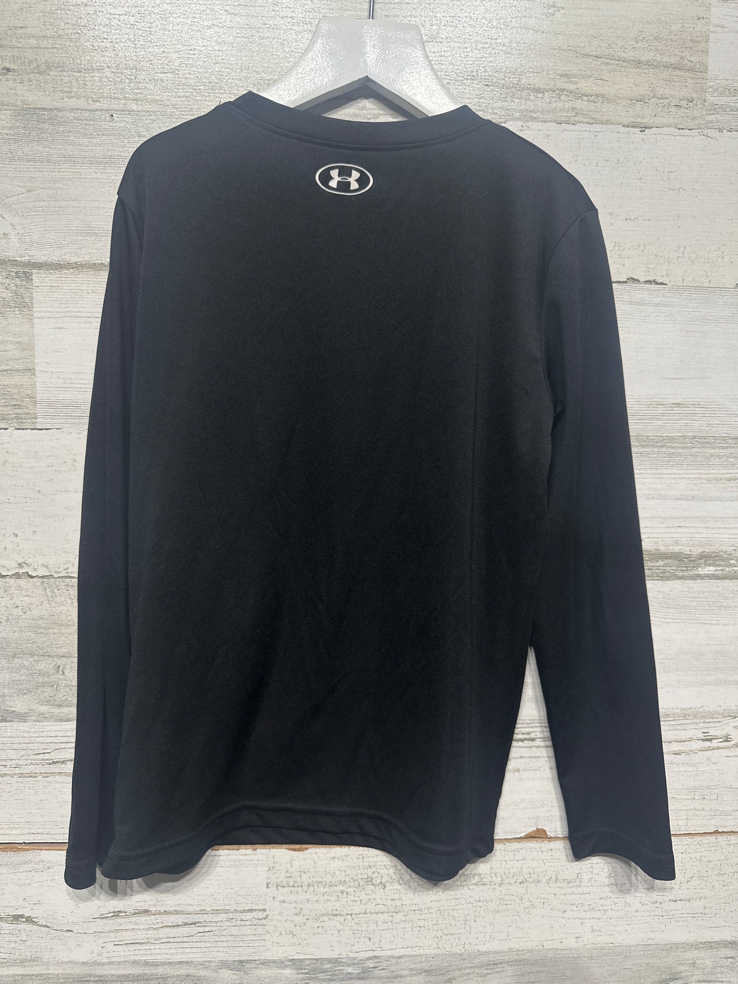 Boys Preowned Size 7 Under Armour Black Long Sleeve Shirt - Very Good Used Condition