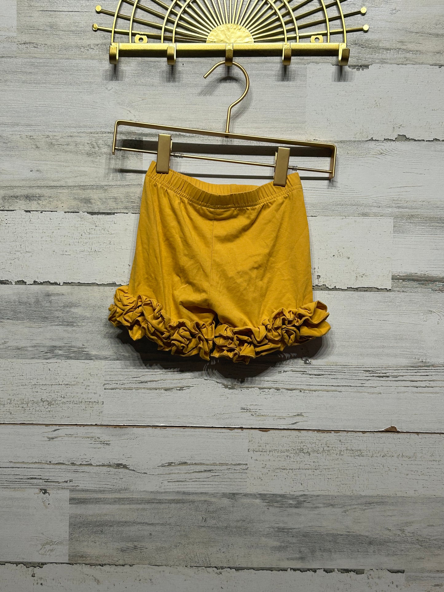 Girls Size 24m Serendipity Gold Ruffle Shorts - Good Used Condition