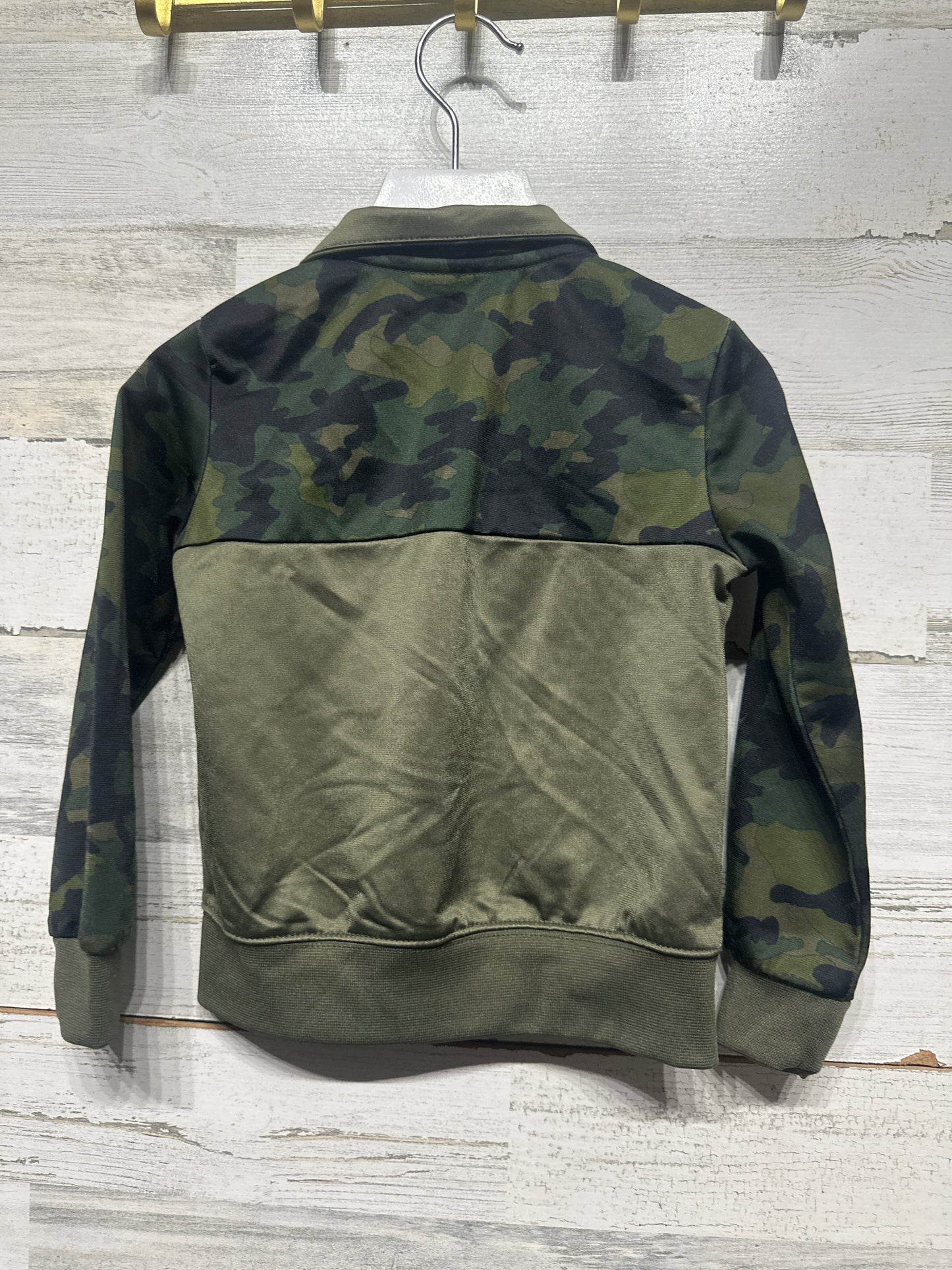 Boys Size 2t (Fits 1-2 Years) Nike Camo Jacket - Very Good Used Condition