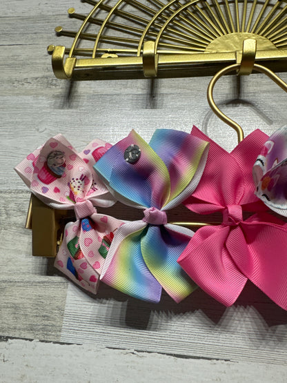 4.5” Hair Bow Lot on Alligator Clips (Set of 6) - Good Used Condition