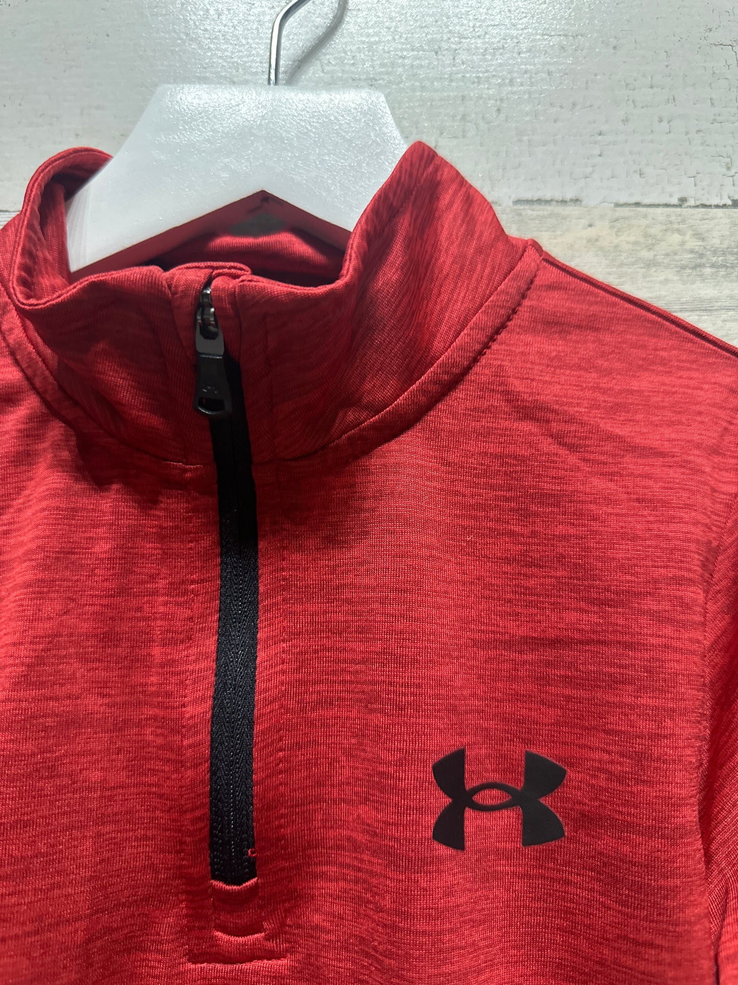 Boys Size 5 Under Armour Red Quarter Zip Longsleeve Shirt - Very Good Used Condition