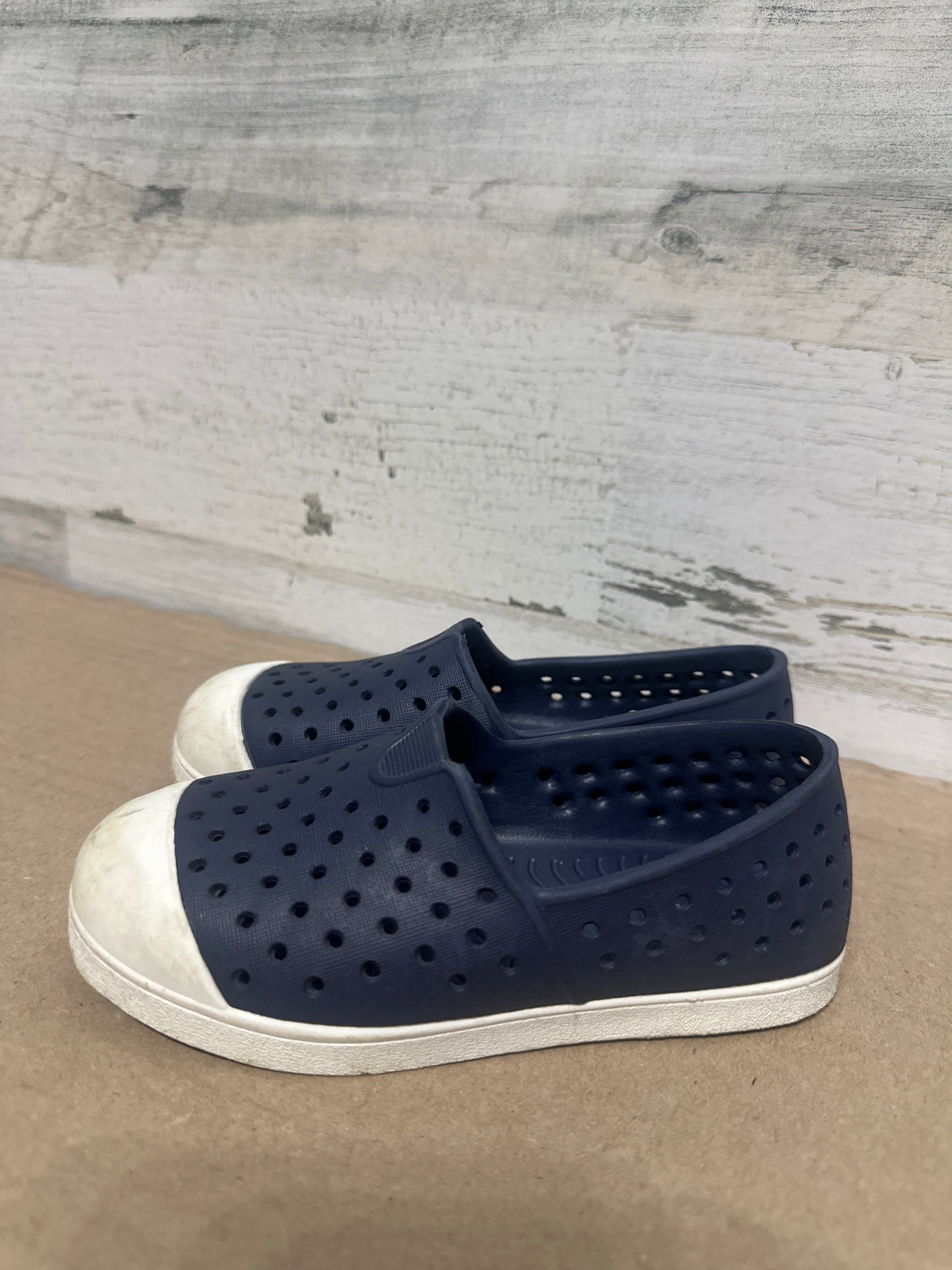 Size 9 (Toddler) Old Navy Slip On Shoes - Good Used Condition*