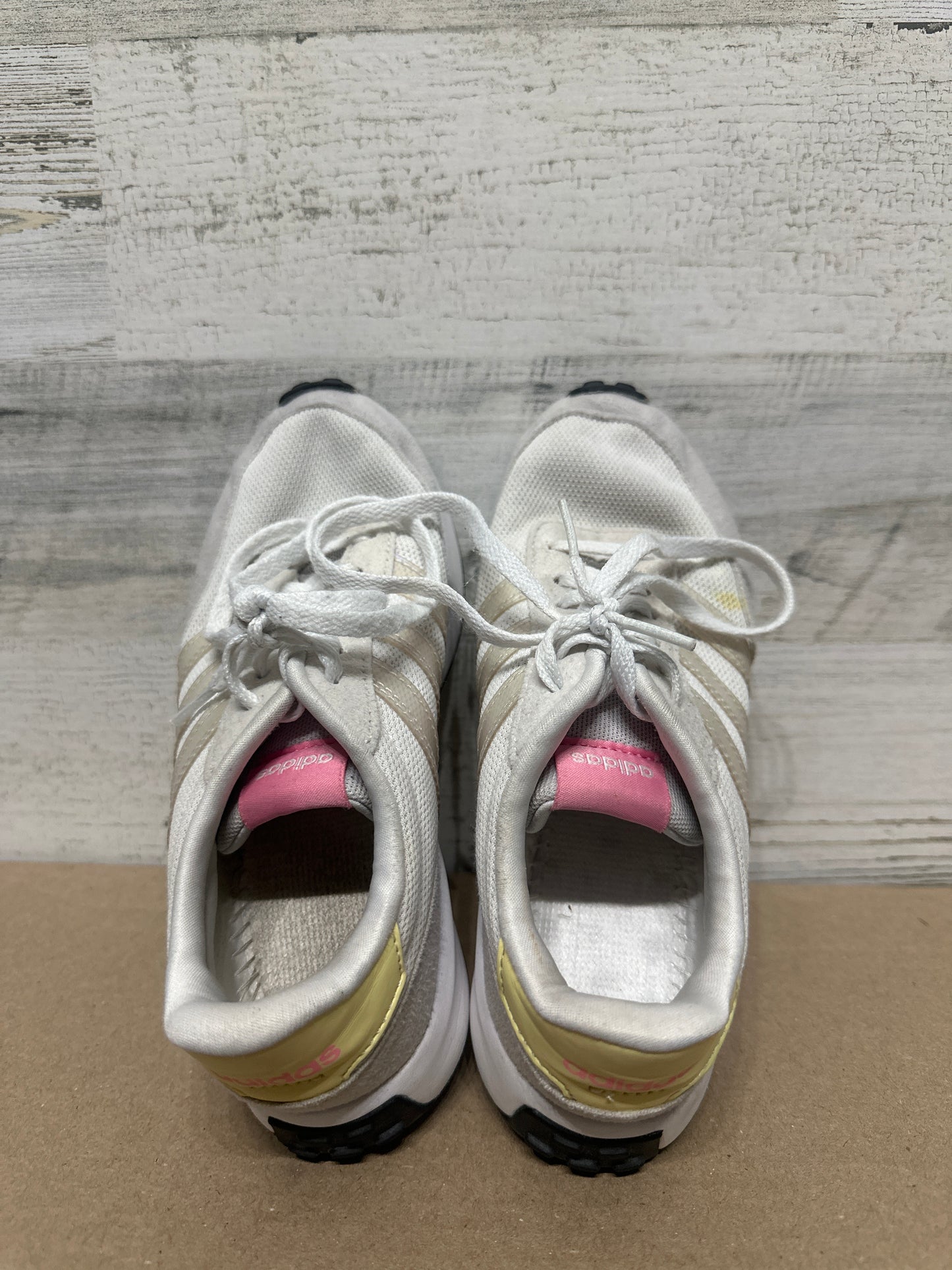 Girls Size 2.5 (Youth) Adidas Shoes - Play Condition*