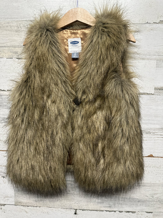 Fur (Faux) Vest - Old Navy - Girls Size 5t - Good Used Condition