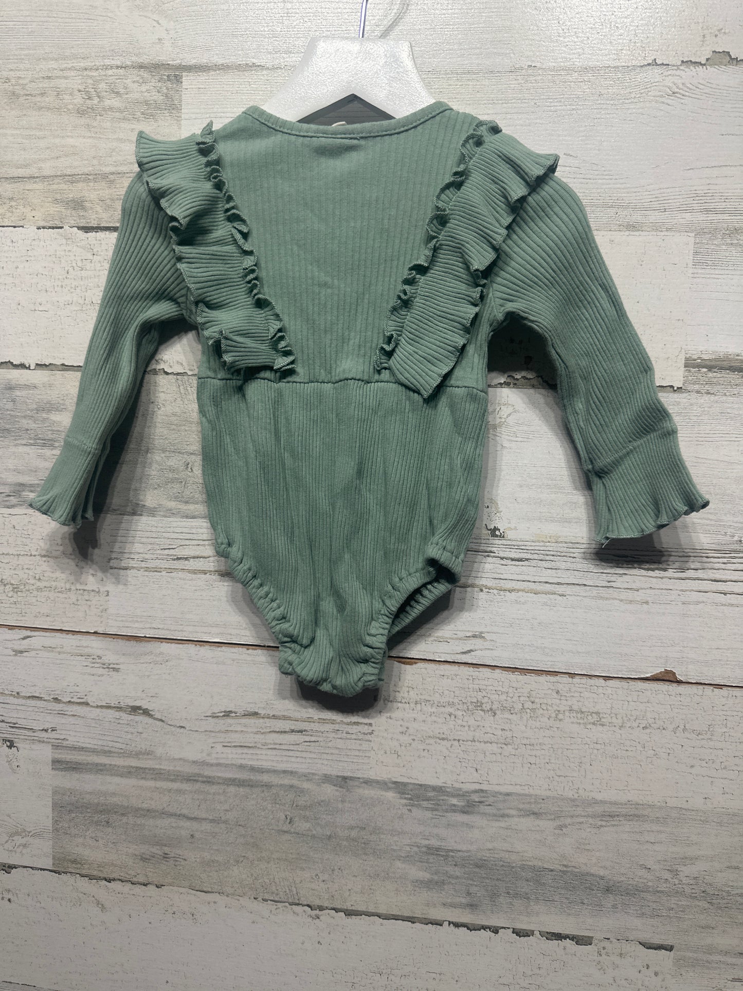 Girls Size 18-24m Ruffled Sage Ribbed Long Sleeve Onesie - Good Used Condition