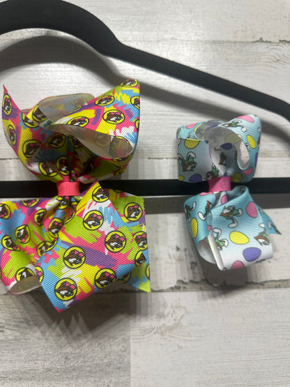 Lot of Buc-ee’s Hair Bows on Alligator Clips (Lot of 4) - Good Used Condition