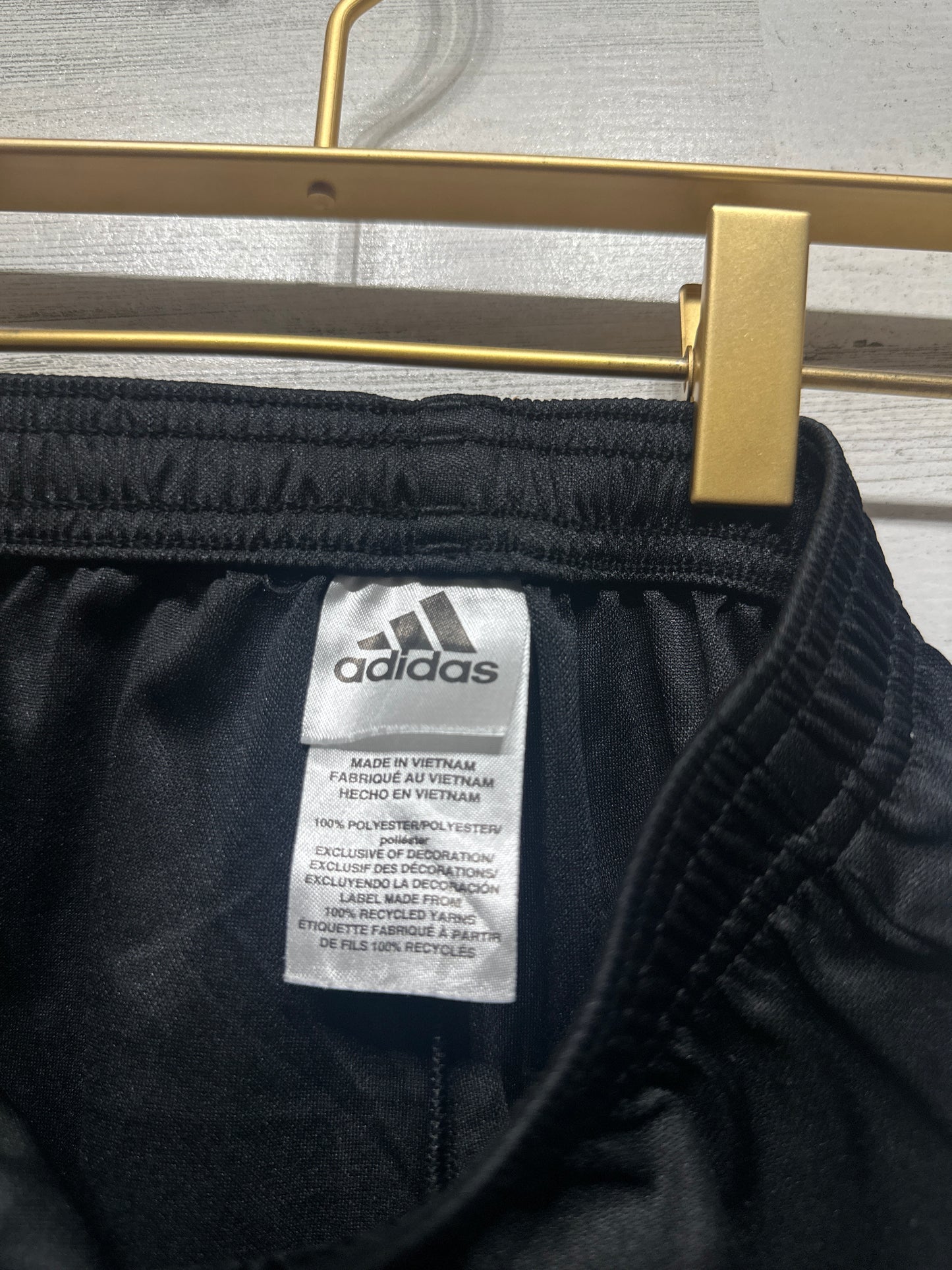 Boys Preowned Size 7 Adidas Black Aeroready Athletic Shorts - Very Good Used Condition