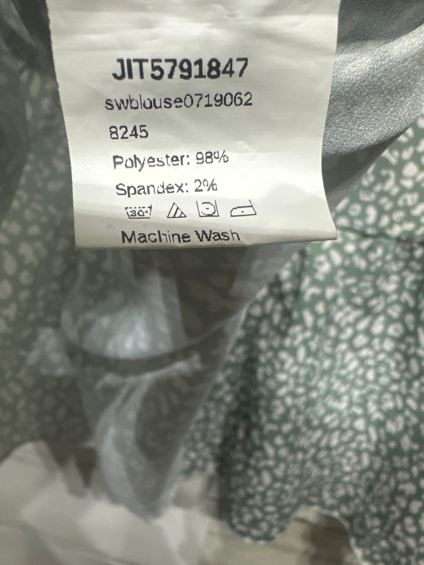 Women’s Small SHEIN Green Pattern Shirt - Very Good Used Condition