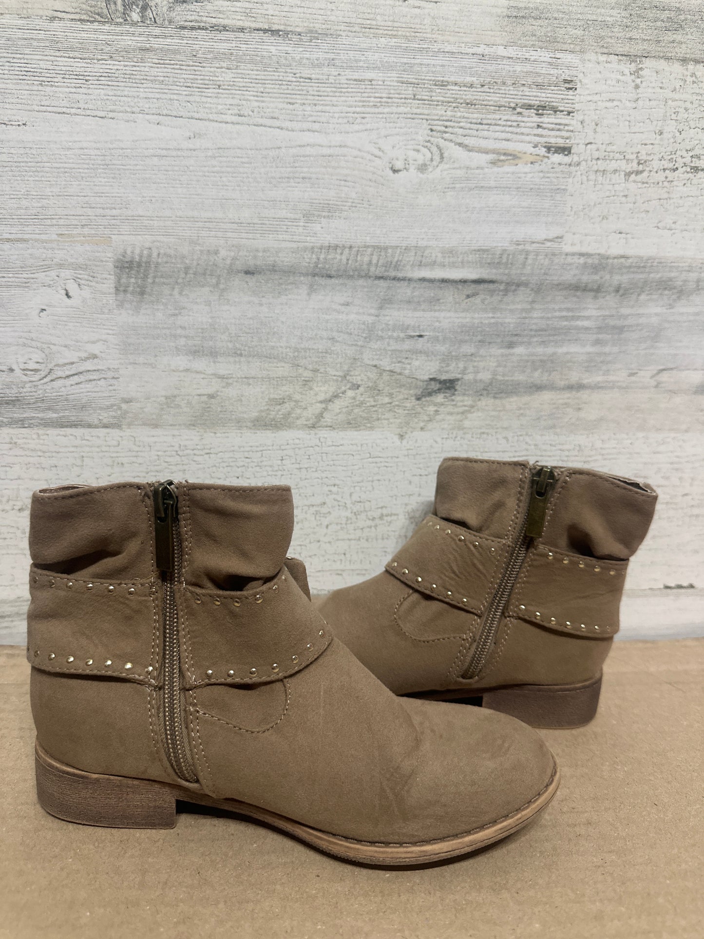 Size 2 (Youth) Kidpik Bow Boots - Very Good Used Condition