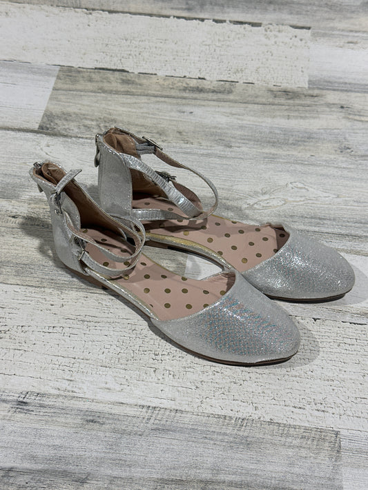 Silver Flats - Nerteo - Girls Size 3 (Youth) - Good Used Condition