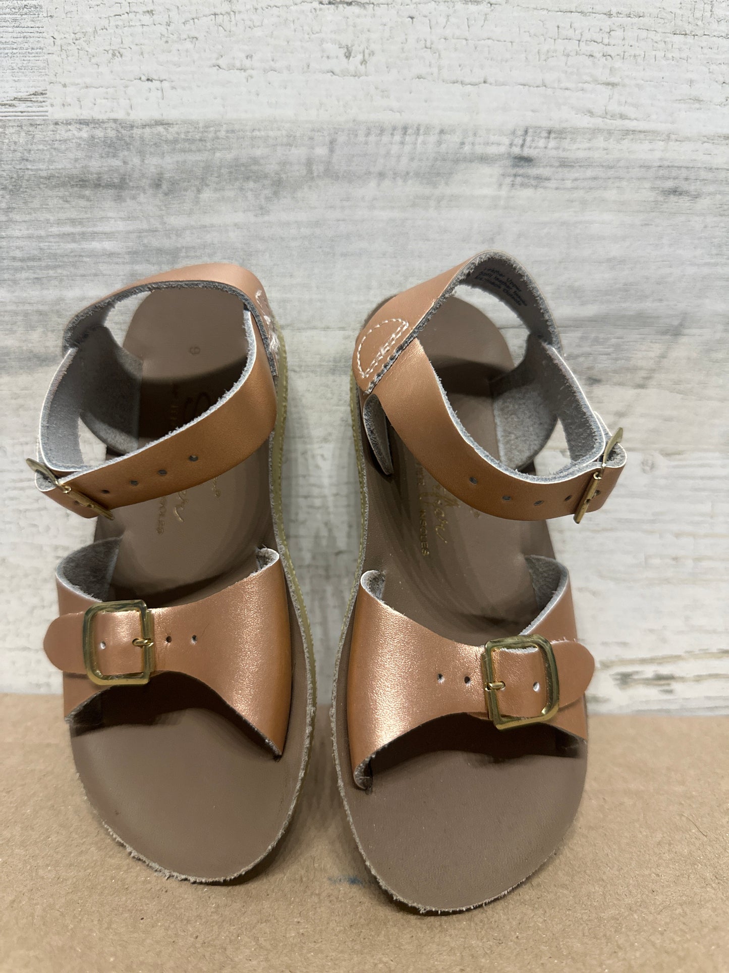 Girls Size 9 Toddler Sun San Rose Gold Surfer Sandals - Very Good Used Condition