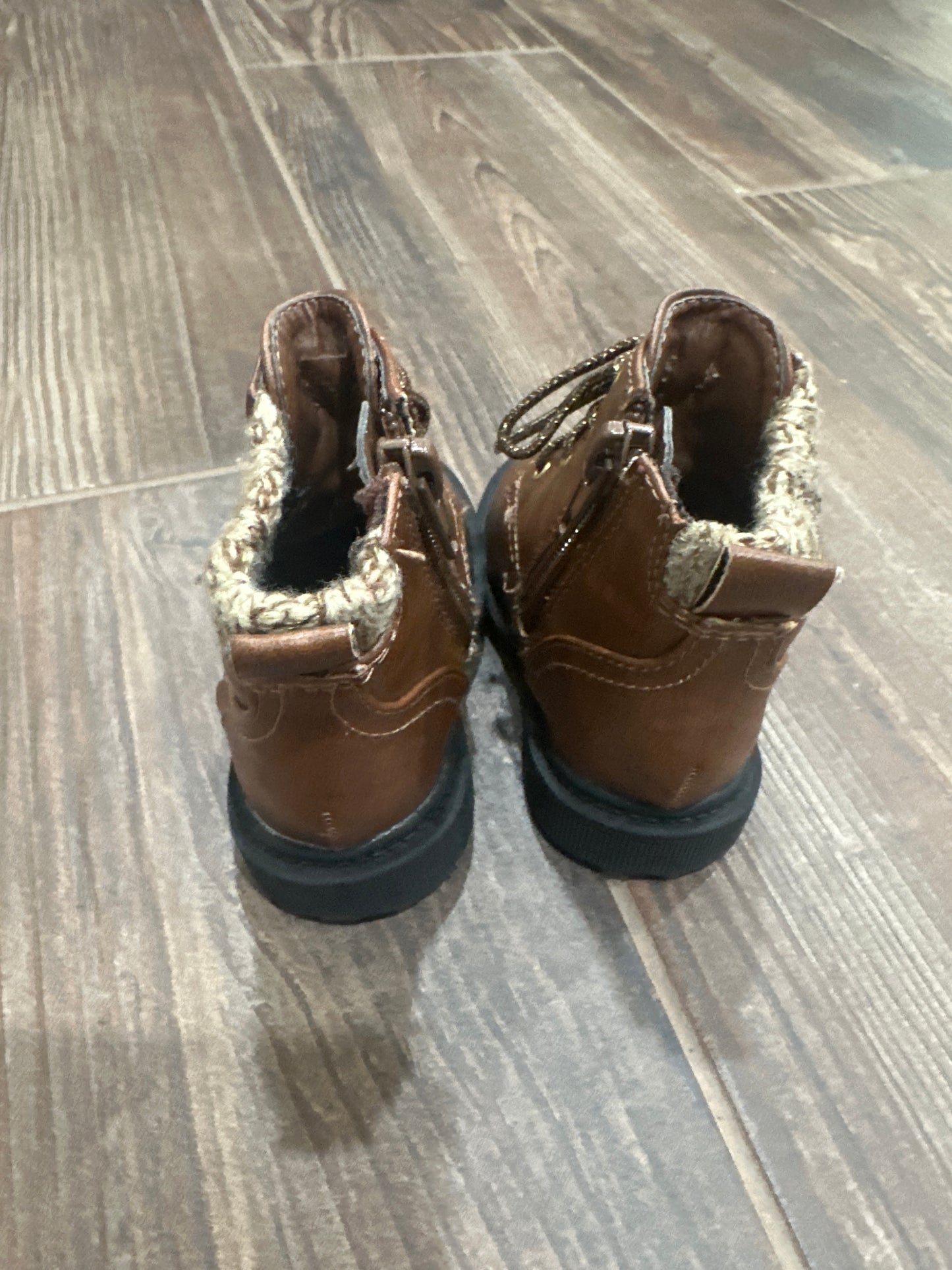 Girls Size Infant 2 Wonder Nation Brown Boots - Good Used Condition