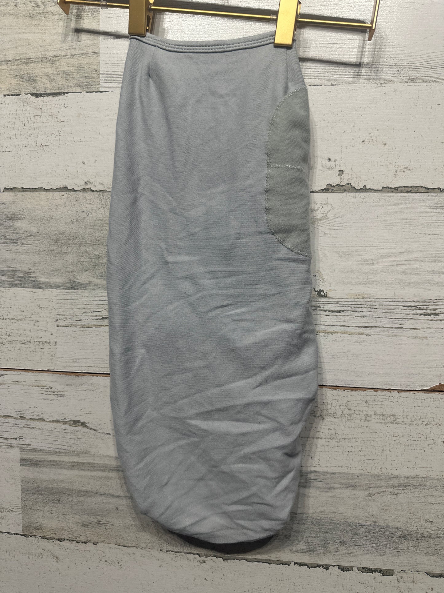 Size Small/Medium (7-14lbs) Swaddle Me Grey Velcro Sleep Sack - Very Good Used Condition