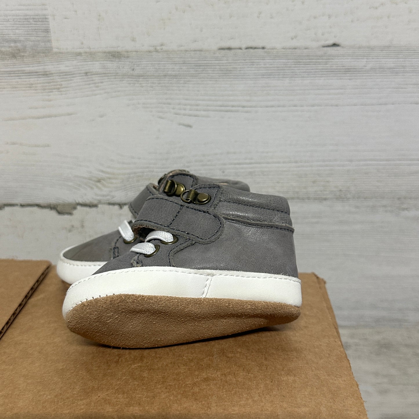 Boys Size 0-6m Little Bipsy Grey Shoes - Good Used Condition