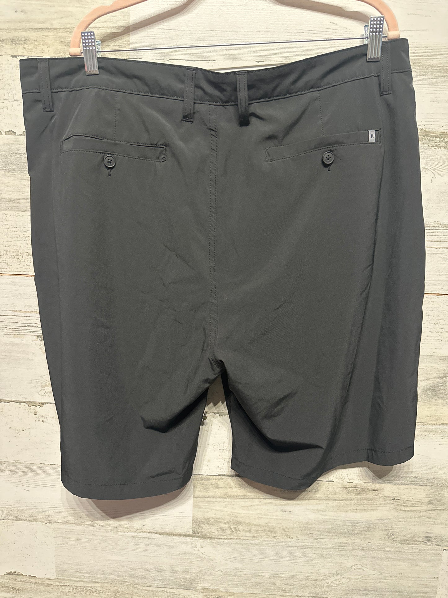 Hurley Men’s Size 40 Quick Dry Black Shorts VGUC