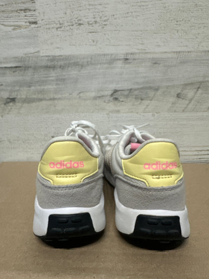Girls Size 2.5 (Youth) Adidas Shoes - Play Condition*