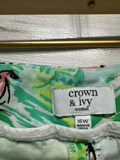 Women’s 16W Crown and Ivy Scalloped Shorts - Good Used Condition