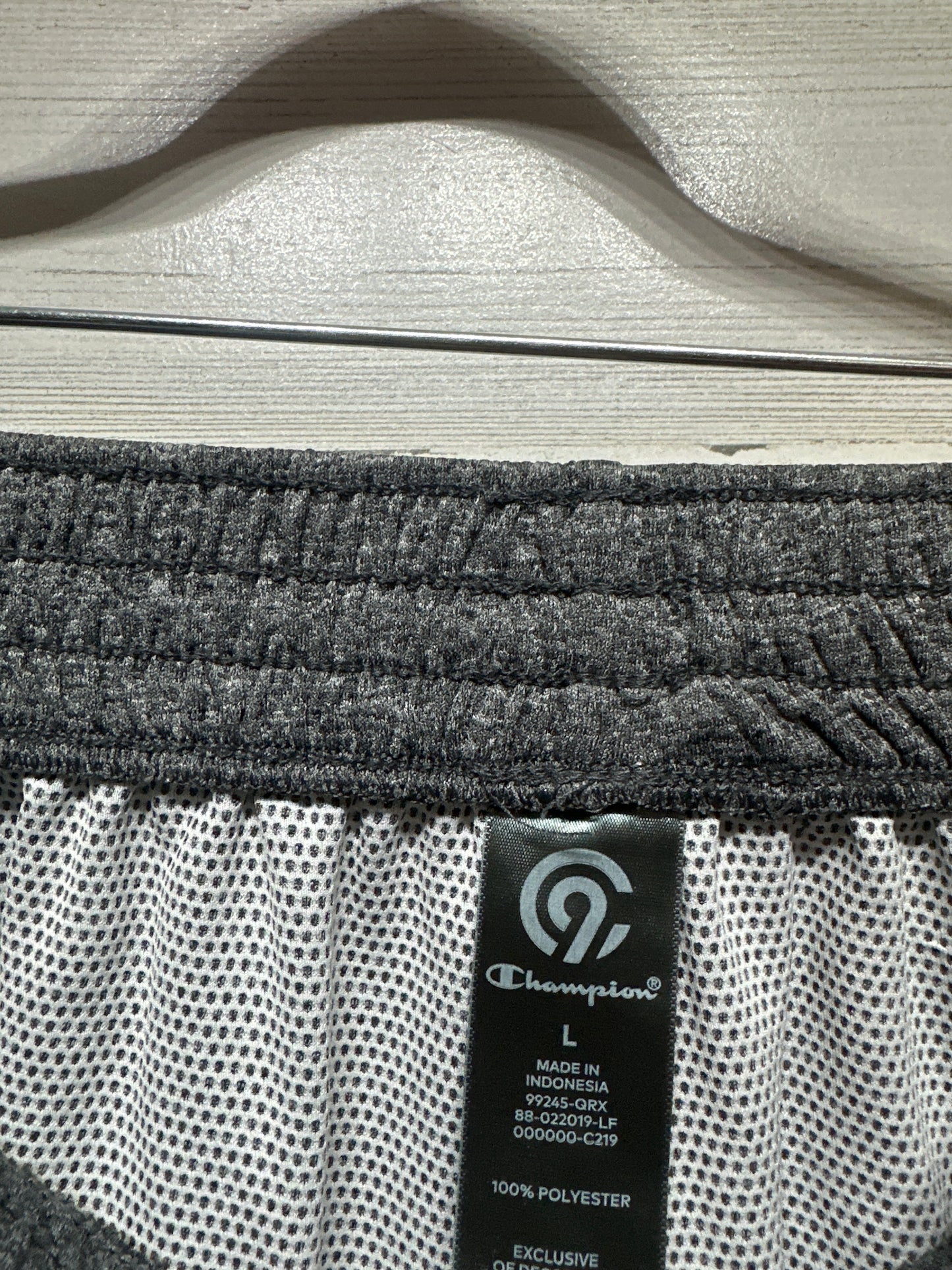 Women's Size Large Champion Grey Athletic Shorts - Very Good Used Condition