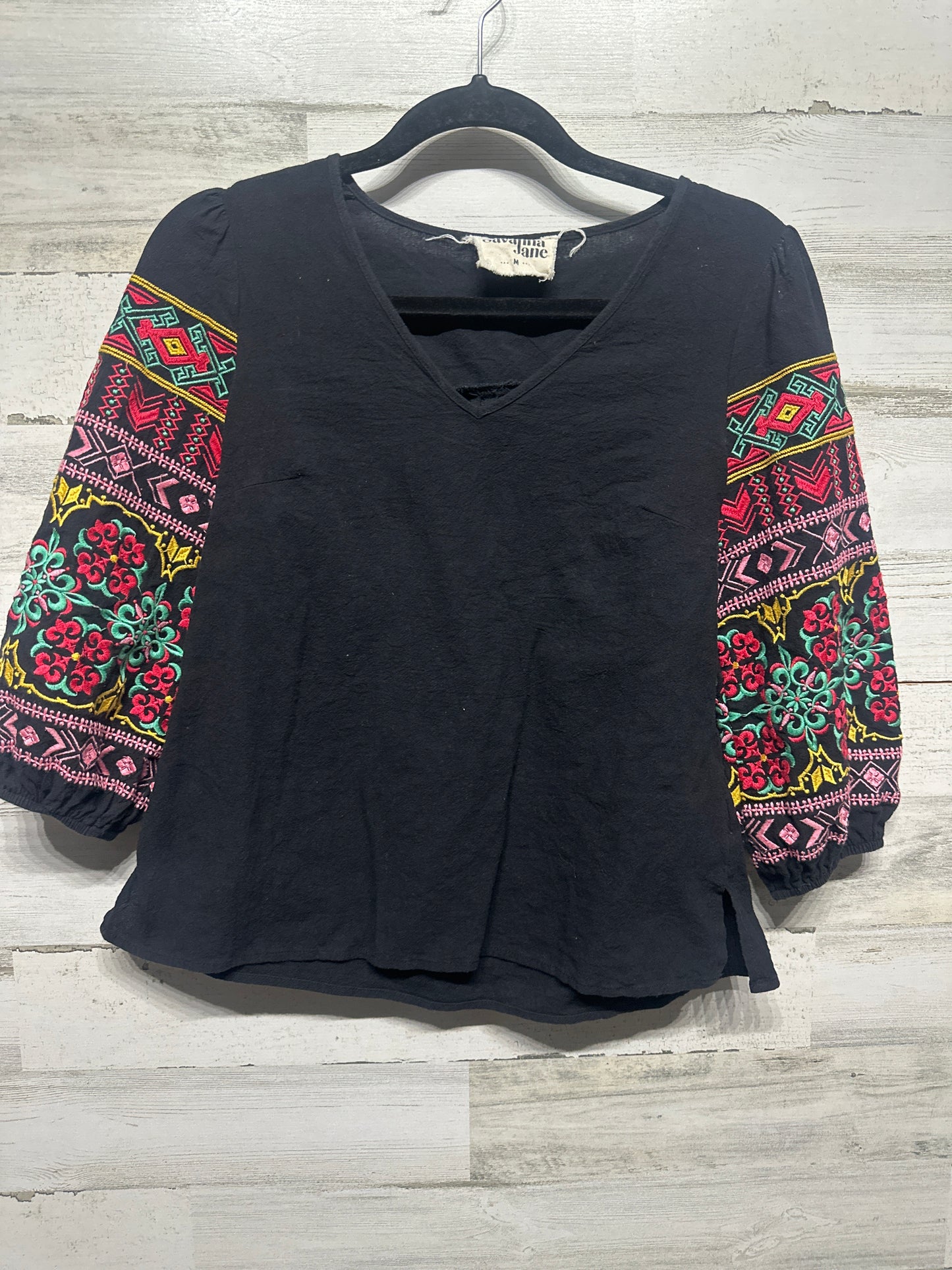 Women’s Medium Savanna Jane Embroidered Shirt - Very Good Used Condition