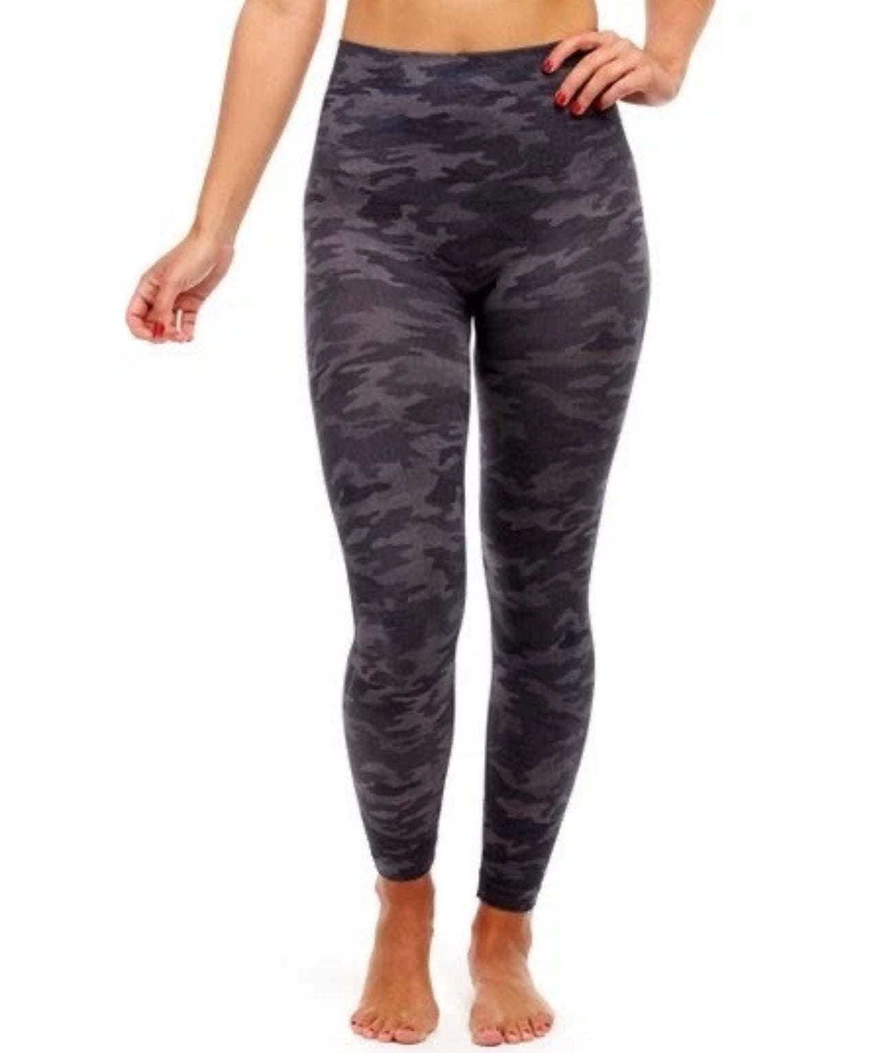 Women's Size Medium Camo Spanx Leggings - Very Good Used Condition
