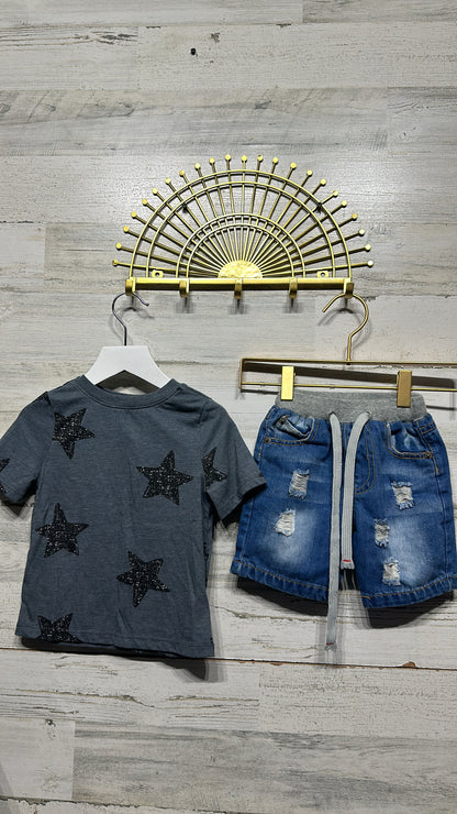 Boys Size 2t Old Navy Star Shirt and Mimi Worm Distressed Shorts - Good Used Condition